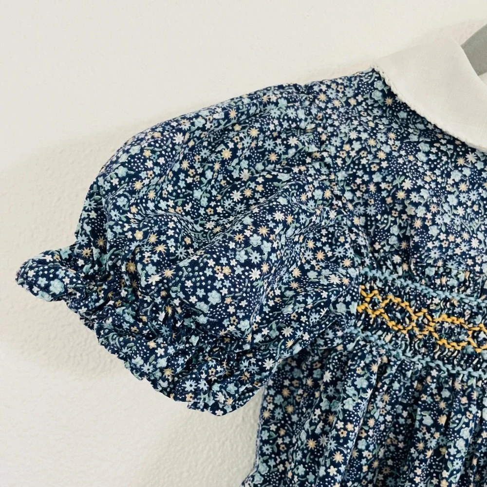 Vtg The Smockery Smocked Dress Blue Floral Embroidery Peter Pan Collar‎ Girls 4